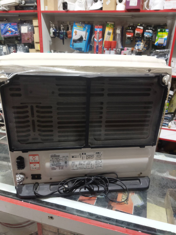 بخاری گازی برقی ژاپنی 5800کالری مارک اوساکا ژاپن