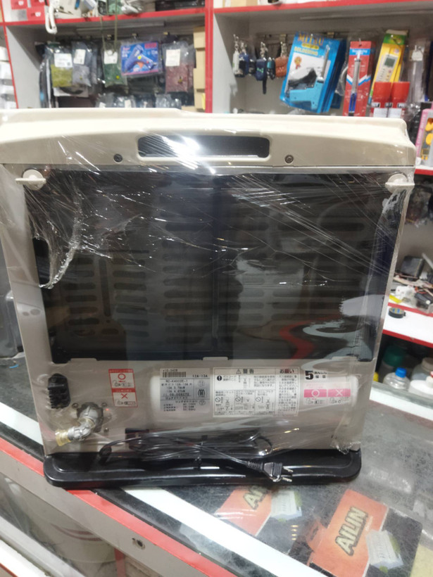 بخاری گازی برقی ژاپنی قدرت 4500کالری