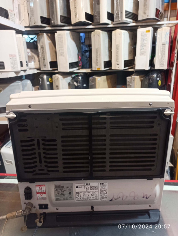بخاری گازی برقی ژاپنی 5800در حد صفر